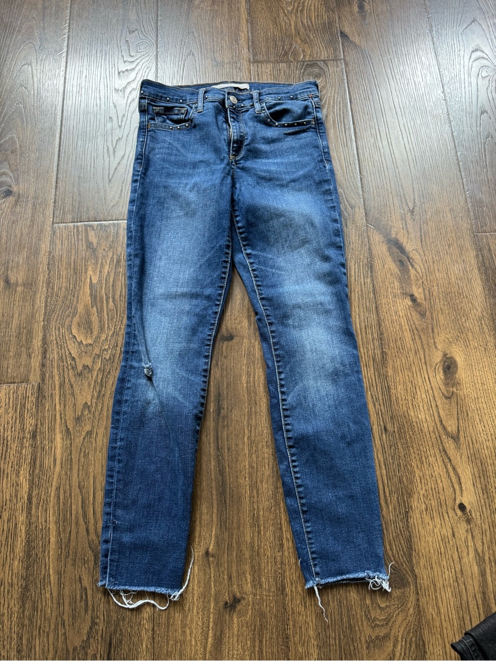 GAP‎ Women’s Medium Blue Skinny Jeans with Frayed Hem